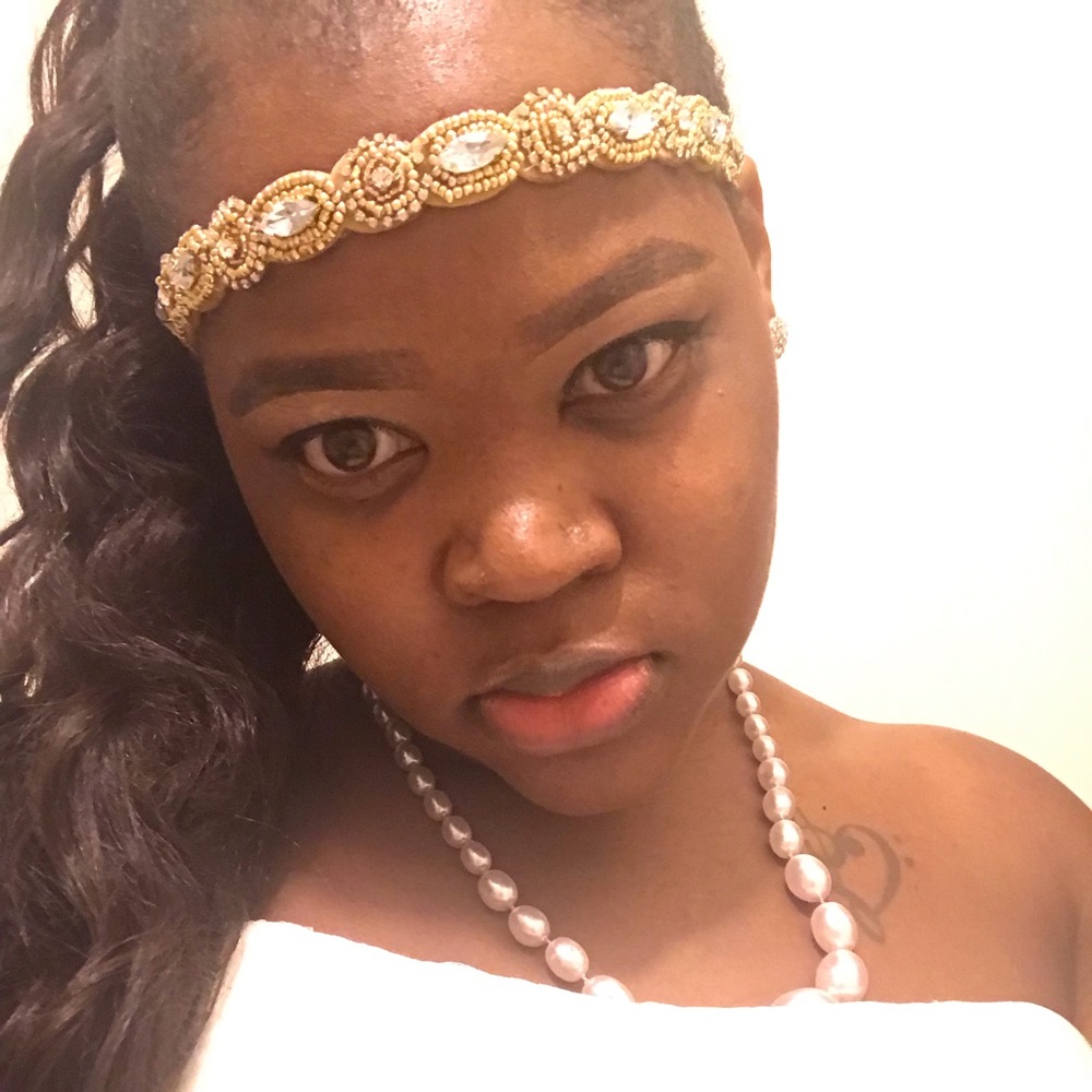 Matching bridal belt & headband